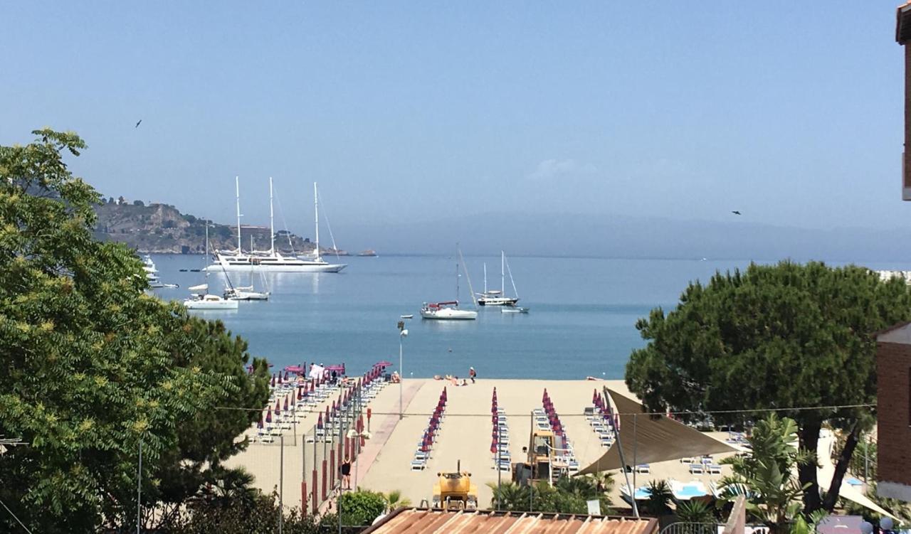 Porta Del Vento Bed and Breakfast Giardini Naxos Εξωτερικό φωτογραφία